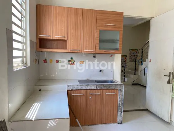 image *RUMAH MINIMALIS LEBAK DEKAT RAYA KENJERAN, RS MITRA KELUARGA, MERR, PANTAI MENTARI, PAKUWON CITY, GALAXY MALL* (3)