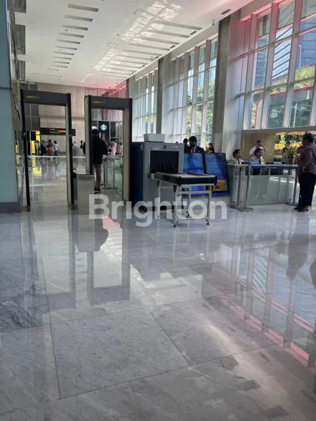 image DISEWAKAN RUANG KANTOR PREMIUM – GEDUNG CYBER 2 TOWER, KUNINGAN JAKARTA SELATAN (3)