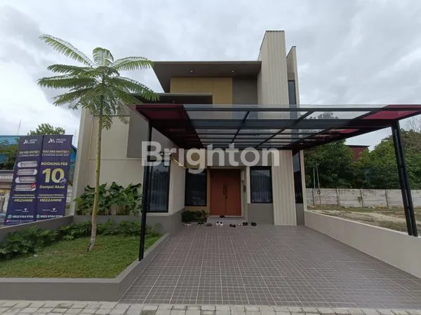 image RUMAH MEWAH KONSEP MEZZANINE DI PEKANBARU (1)