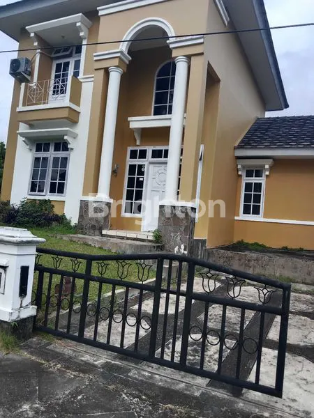 image RUMAH 2 LANTAI STRATEGIS DI BALIKPAPAN BARU, 3KT, 3KM, LT 130M² (4)