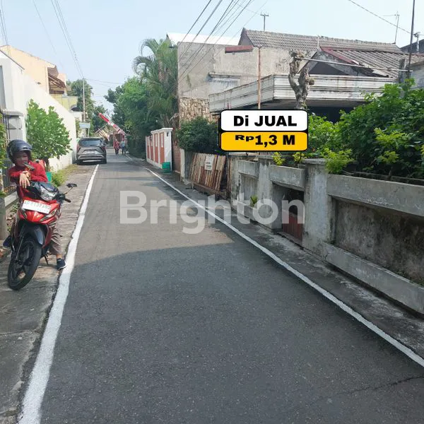 image DI JUAL RUMAH 2 LANTAI HARGA NEGO LETAK SRATEGIS DI KAWASAN TENGAH KOTA DAN INFRASTRUKTUR PENTING! (3)