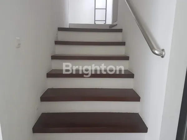 image SUPER SALE RUMAH MINIMALIS DI ARAYA 2 (7)