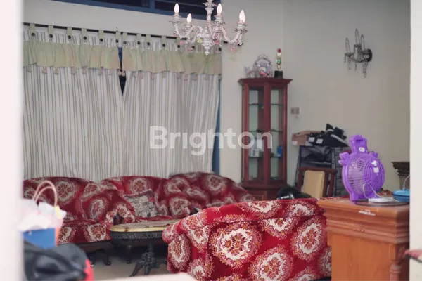 image JEMURSARI TERAWAT STRATEGIS DEKAT RAYA A YANI  (6)