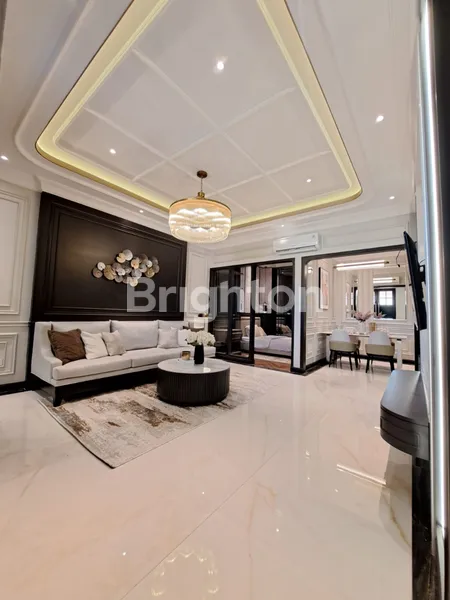 image RUMAH 2 LANTAI LAKARSANTRI SURABAYA BARAT (2)