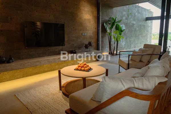 image INVESTTERBAIK VILLA 2 LT \\\\\\\"NAVA TAMORA VILLA \\\\\\\".KONSEP MODERN MINIMALIS DGN PEMANDANGAN SAWAH DI LOKASI PRIMA CANGGU BALI (1)