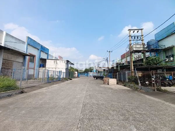 image GUDANG AKTIF & STRATEGIS BEBAS BANJIR DI KOMPLEK PERGUDANGAN KAMAL DADAP KAPUK JAKARTA UTARA (7)