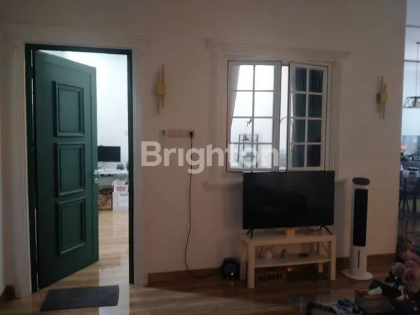 image RUMAH SIAP HUNI DI JOHAR BARU JAKARTA PUSAT (3)