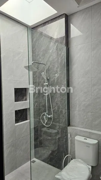 image CITRALAND UTAMA NEW GRESSS CARPORT 2 MOBIL ROW 12 METER (3)