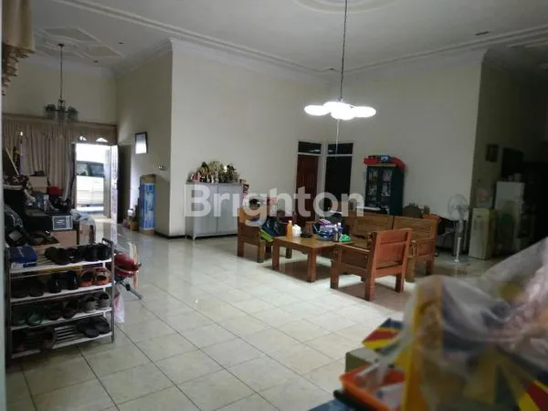 image RUMAH BESAR 450M² DEKAT KAMPUS PETRA, KUTISARI - COCOK UNTUK KOS/CAFE (4)