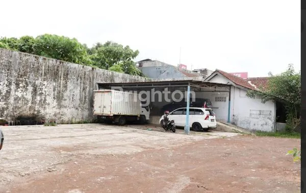 image DI JUAL RUMAH DAN BANGUNAN GUDANG DI TASIKMALAYA  (3)