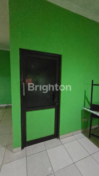 image RUKO STRATEGIS 2 LANTAI LUAS TANAH 100 M2 LUAS BANGUNAN 150M2 COCOK UNTUK USAHA DAN INVESTASI (2)