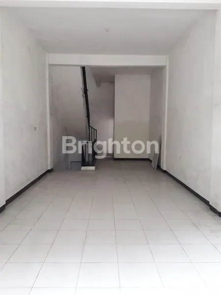 image 2 RUKO LEBAR TOTAL 8 METER, JL. S. SUPRIADI, KOTA MALANG (2)