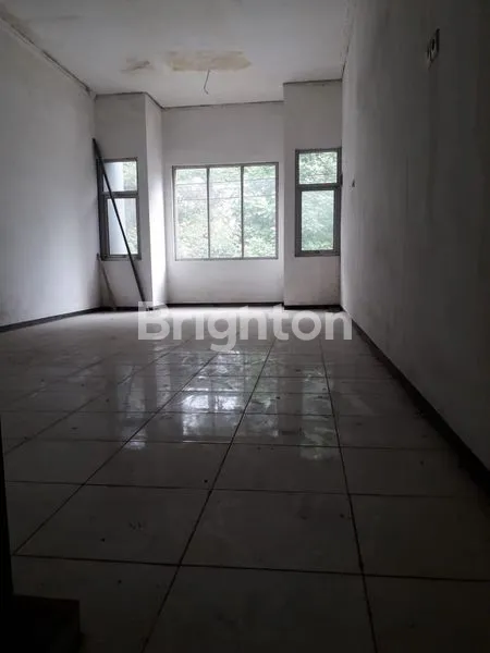 image 2 RUKO LEBAR TOTAL 8 METER, JL. S. SUPRIADI, KOTA MALANG (3)