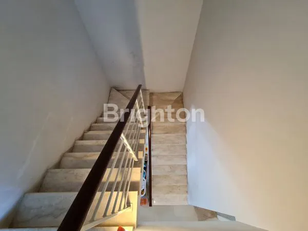 image RUMAH MEWAH ALAM GALAXY SURABAYA BARAT (4)