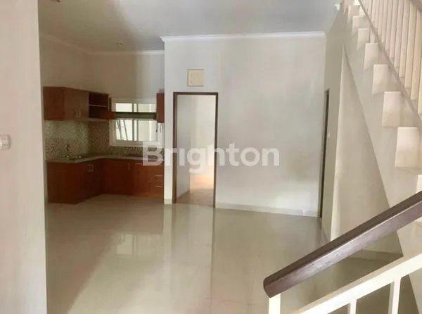 image RUMAH BARU SIAP HUNI DI KEBO IWA DENPASAR (7)