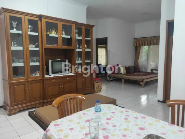 image JUAL RUMAH DENGAN LOKASI STRATEGIS DI TIDAR, KOTA MALANG (3)