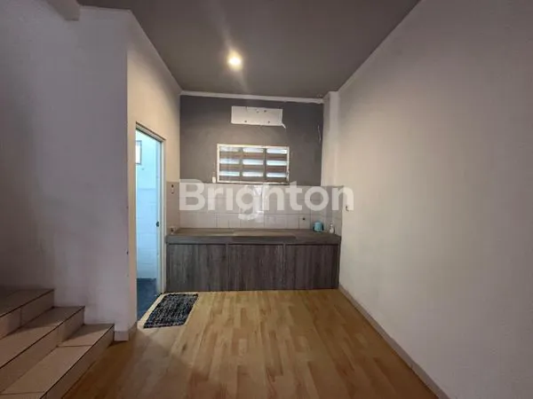 image DISEWAKAN RUKO GLAZE 1 PARAMOUNT - GADING SERPONG (8)