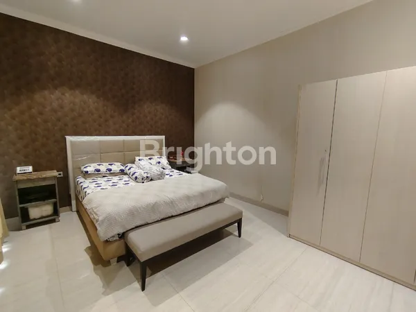 image RUMAH LUAS DENGAN PAVILION DAN KOLAM RENANG DI DELATINOS, BSD CITY (6)