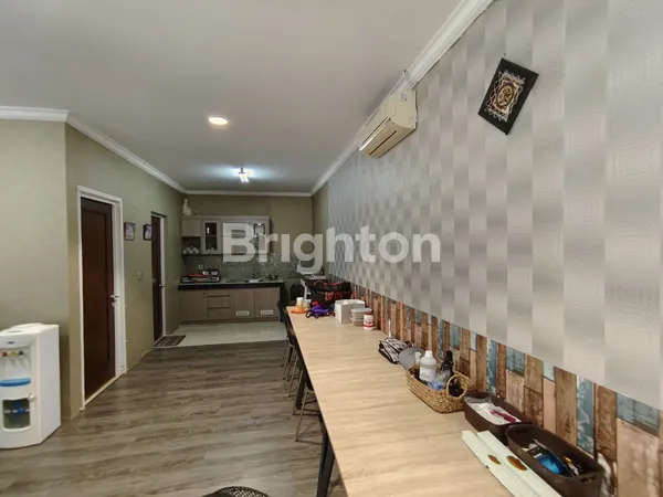 image RUMAH LUAS DENGAN PAVILION DAN KOLAM RENANG DI DELATINOS, BSD CITY (7)