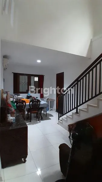 image RUMAH STRATEGIS NYAMAN DI CILANDAK TIMUR (3)