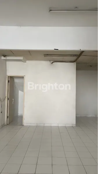 image RUKO STRATEGIS DUA LANTAI DI BSD, TANGERANG (3)