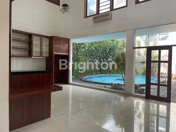 image RUMAH MEWAH HOOK 825M² DI PONDOK INDAH - POOL & GARDEN VIEW (3)