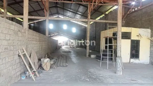 image DISEWAKAN GUDANG LUAS DAN STRATEGIS PINGGIR JALAN UTAMA BYPASS SUWUNG  (3)