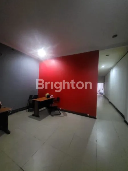 image JUAL CEPAT RUKO LETAK STRATEGIS PINGGIR JALAN RAYA KRAMAT SENTIONG JAKARTA PUSAT (7)