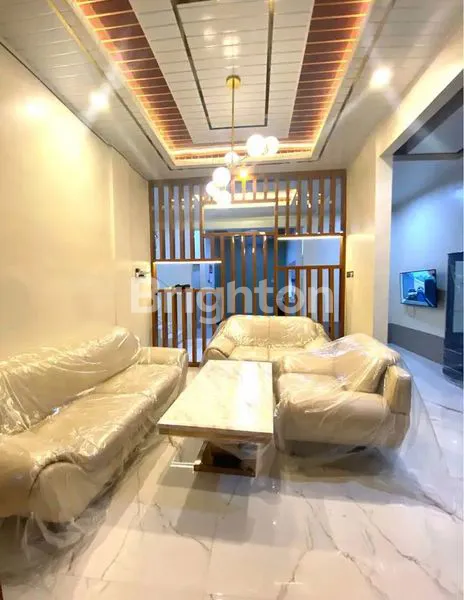 RUMAH SULTAN FULL FURNISHED DI DALAM CLUSTER ELITE KOMPLEK MENTENG INDAH MEDAN