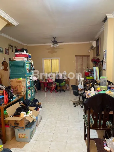 image RUKAN STRATEGIS HADAP JALAN RAYA UTAMA MUTIARA TAMAN PALEM, PARKIR LUAS & BEBAS BANJIR. (4)