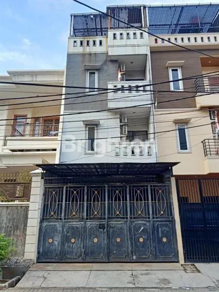 image RUKO HUNIAN 4 LANTAI JALAN LEBAR, FURNISH, DAN BEBAS BANJIR. (1)