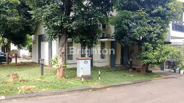 image RUMAH HOOK MEWAH 300M2 4KT DI LEGENDA WISATA CIBUBUR (5)