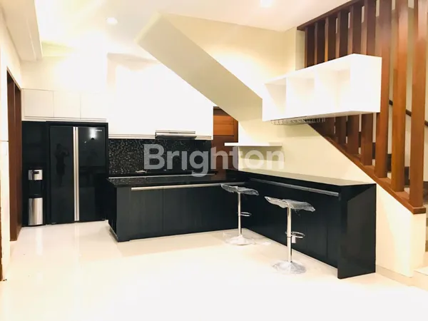 image DISEWAKAN VILLA MODERN SIAP HUNI 3BR KEROBOKAN (4)