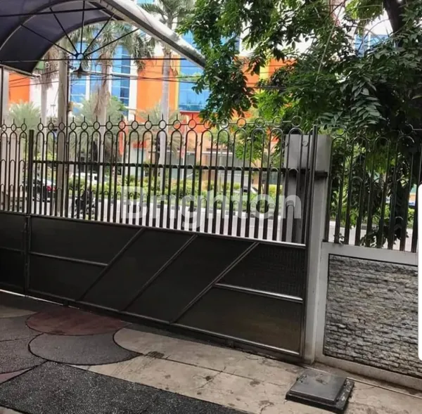 image  RUMAH DHARMAHUSADA INDAH TIMUR DEKAT GM, DEKAT GALAXY MALL, DEKAT UNAIR DEKAT RS DR. SOETOMO (1)