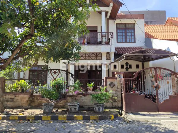 image RUMAH KARAH DEKAT JAWA POS LOKASI SANGAT STRATEGIS (1)