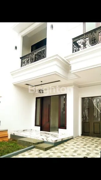 image LUXURIOUS HOUSE @ PONDOK BAMBU - EAST JAKARTA (1)