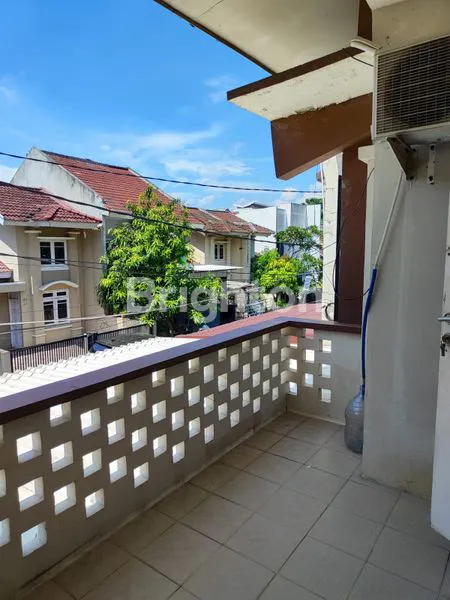 image RUMAH BAGUS 2LT PUSAT GADING SERPONG SEKTOR STRATEGIS NO BANJIR  (8)