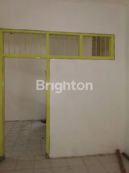 image DISEWAKAN RUMAH USAHA LOKASI STRATEGIS DI PAGESANGAN DEKAT PASAR PAGESANGAN (3)