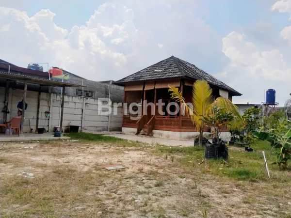 image DIJUAL TANAH LUAS 1050 M2 SHM DI JL. DARMA BAKTI PEKANBARU, BONUS BANGUNAN (1)