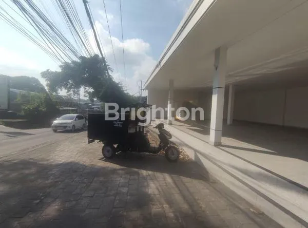 image TOKO 1 LANTAI DI PERERENAN (5)