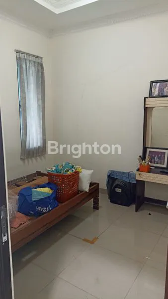 image RUMAH POSISI HOEK/SUDUT<br />
JL. CIBUBUR VII (7)