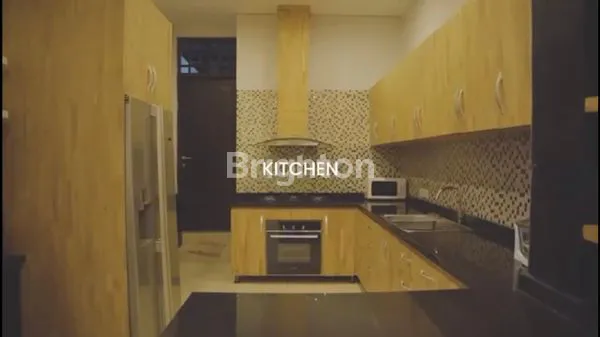 image RUMAH MEWAH DI JIMBARAN BALI (6)