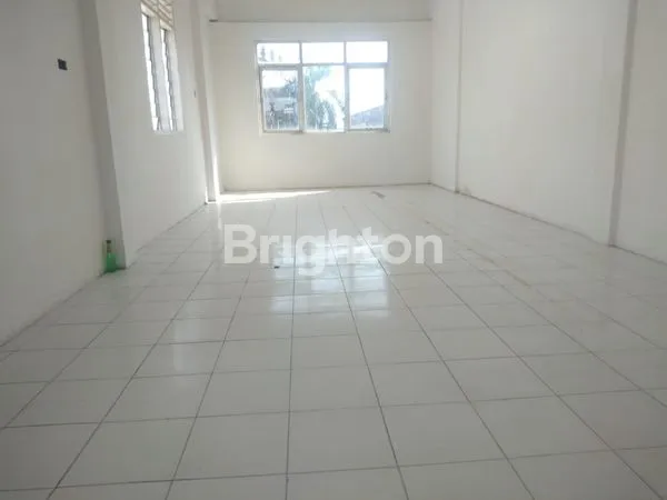 image RUKO 3 LANTAI PREMIUM DI KATAMSO, LOKASI STRATEGIS, SHM (2)