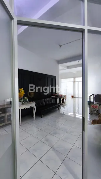 image RUMAH 2 LANTAI SIAP HUNI DI LEBAK ARUM, DEKAT RAYA KENJERAN DAN GALAXY MALL (3)