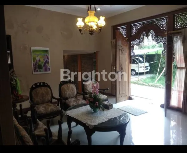 image RUMAH MEWAH 2KT DI LEMBANG VIEW SEJUK DEKAT FLOATING MARKET (3)