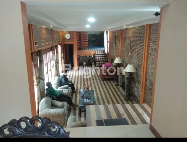 image RUMAH MEWAH 2KT DI LEMBANG VIEW SEJUK DEKAT FLOATING MARKET (1)