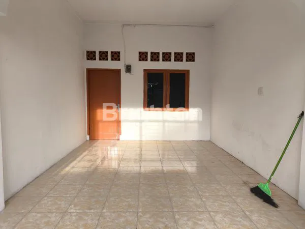image RUMAH DI JUAL CEPAT MINIMALIS SIAP HUNI (4)