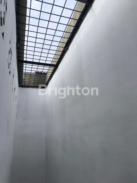 image RUMAH DI JUAL CEPAT MINIMALIS SIAP HUNI (8)