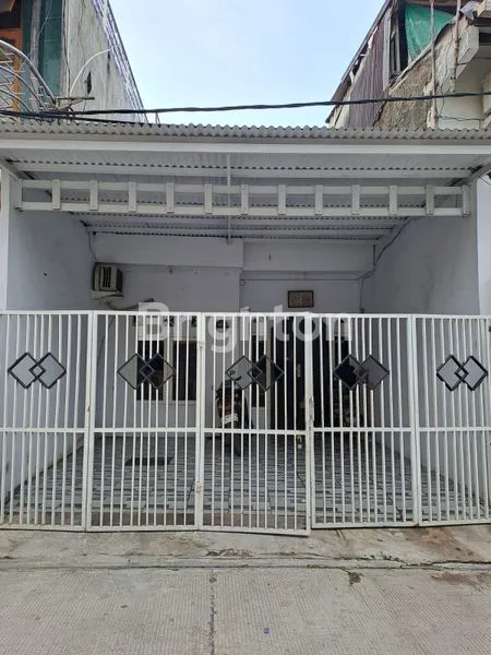 BUTUH CEPAT LAKU,,,RUMAH RAPI DAN SIAP HUNI DI SWASEMBADA BARAT TANJUNG PRIOK  JAKARTA UTARA