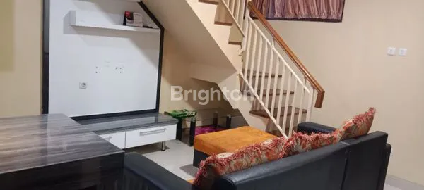 image RUMAH MEWAH 2.5 LANTAI DI CHIKU GARDEN BINTARO (4)